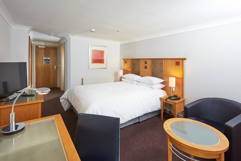 hotel rooms in swindon